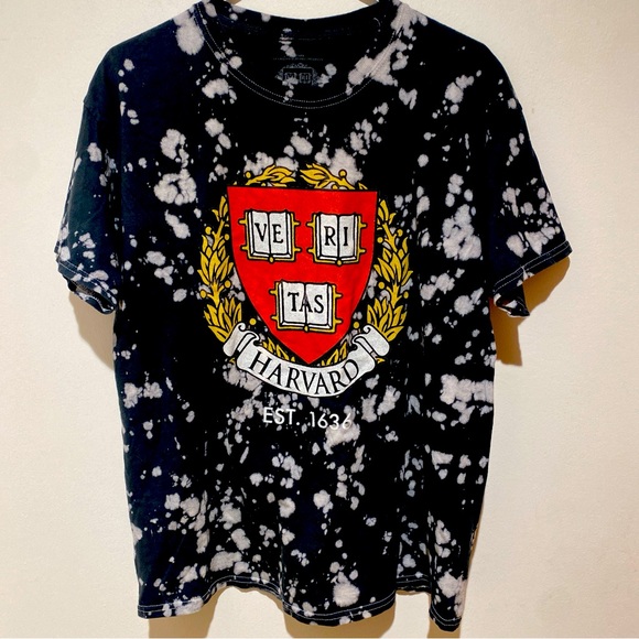 Harvard University All Over Acid Washed Crest Logo T-Shirt - Picture 1 of 5